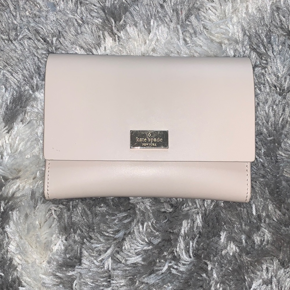 Kate Spade Wallet - Like New